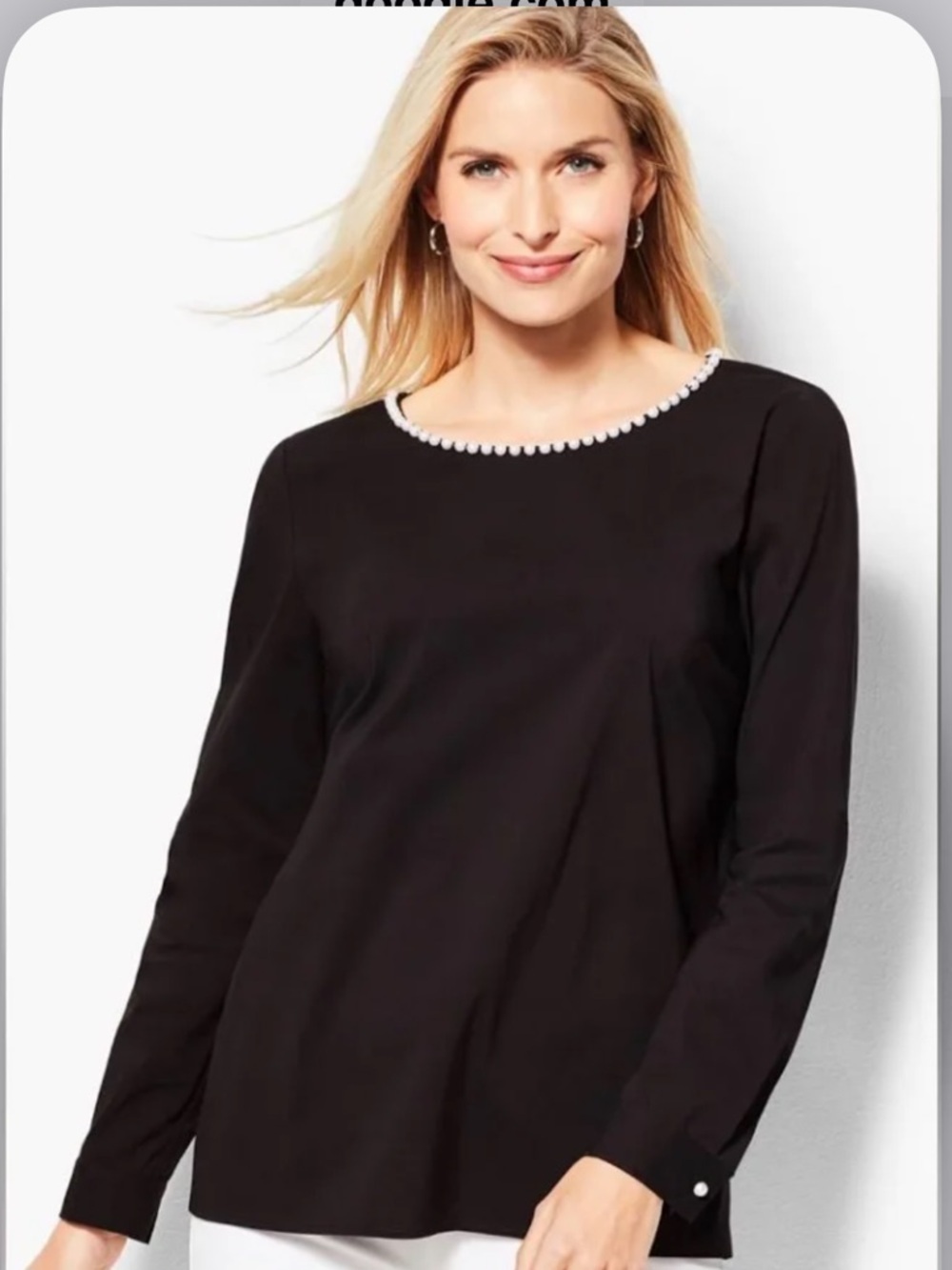 ❤️2/$15 or 3/$21❤️Ann Taylor Black Long Sleeve Top w/Pearl Neckline, Size Small